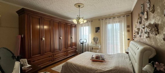 6 bedrooms Villa in Lomello, Italy No. 373815 8