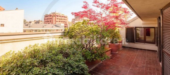 4 bedrooms Penthouse in Monza, Italy No. 365546 3