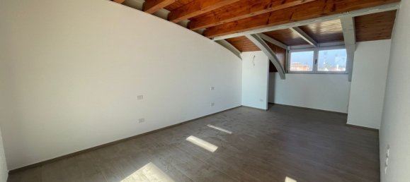 4 rooms Duplex in Istrana, Italy No. 58775 10