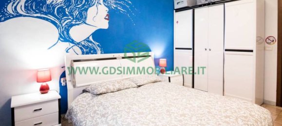 Apartamento de 4 dormitorios en Rome, Italy No. 46199 9