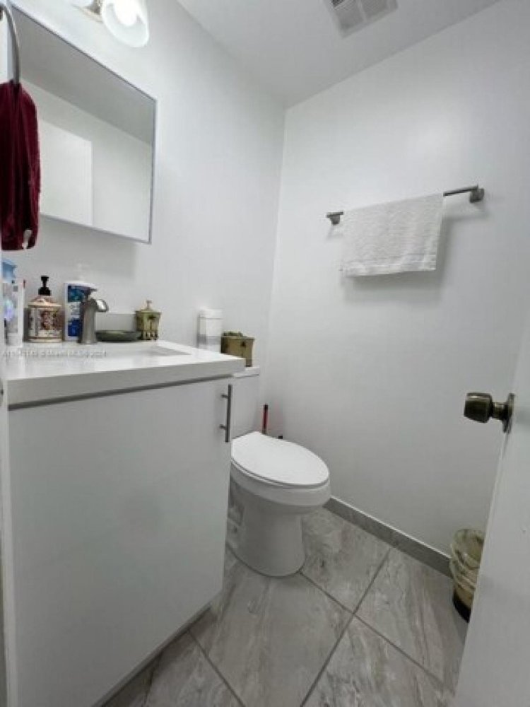 Casa T2 em Hialeah, USA N.º 396036