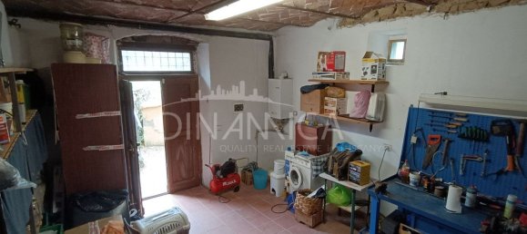 4 Schlafzimmer Haus in Vinci, Italy, Nr. 321339 10