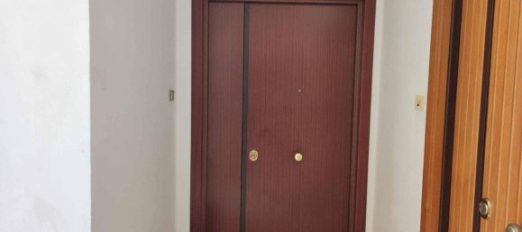 2 chambres Appartement à Pomezia, Italy No. 16330 3