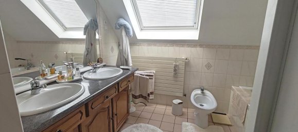 4 Schlafzimmer Haus in Saint-Saulve, France, Nr. 59821 26