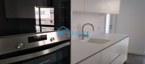 4 bedrooms Apartment in Porto, Portugal No. 78894 10