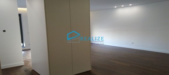 4 bedrooms Apartment in Porto, Portugal No. 78894 23