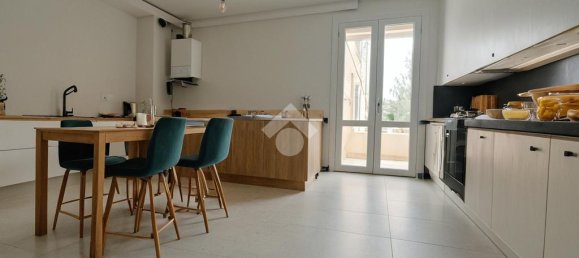 2 Schlafzimmer Wohnung in Cologne, Italy, Nr. 305648 2