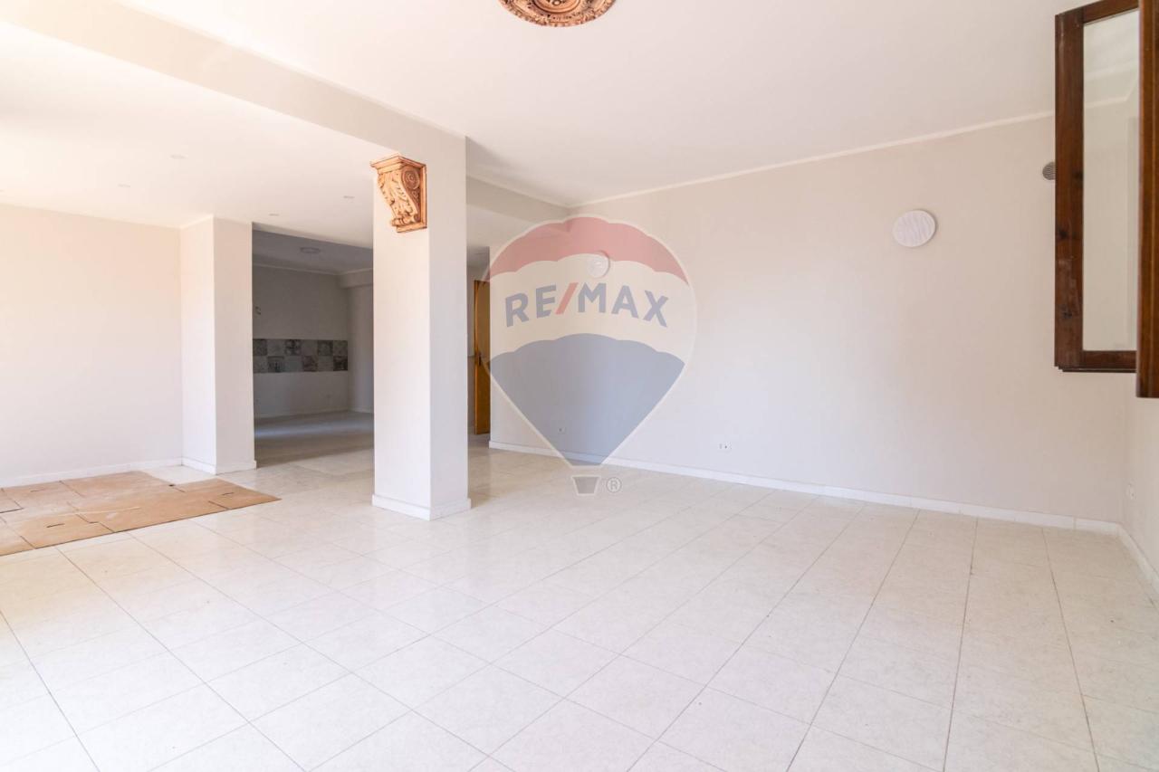 4-Zimmer Wohnung in Mascali, Italy, Nr. 13767