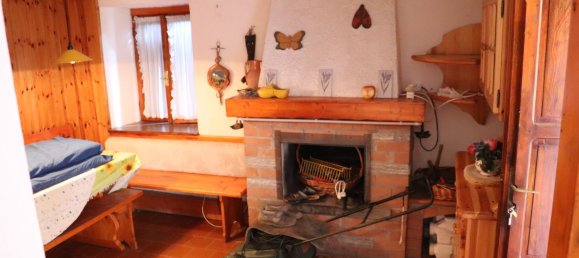 Дом с 4 спальнями в Биелла, Италия № 338062 8