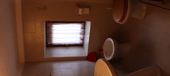 Дом с 4 спальнями в Биелла, Италия № 338062 5