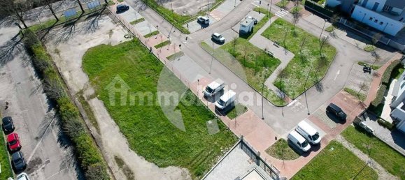 510m² Land in Correggio, Italy No. 79293 8