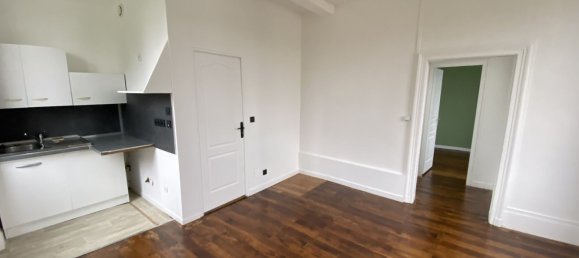 Apartamento de 1 dormitorio en Chambly, France No. 219127 3