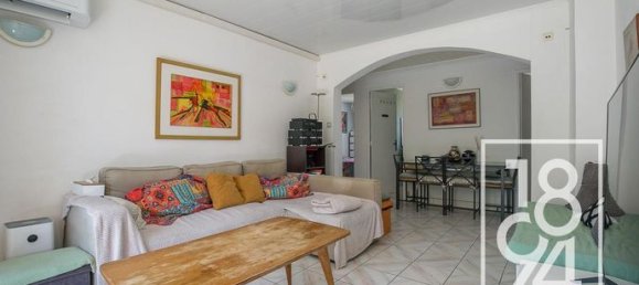 Квартира с 3 спальнями в Марсель, Франция № 313640 4