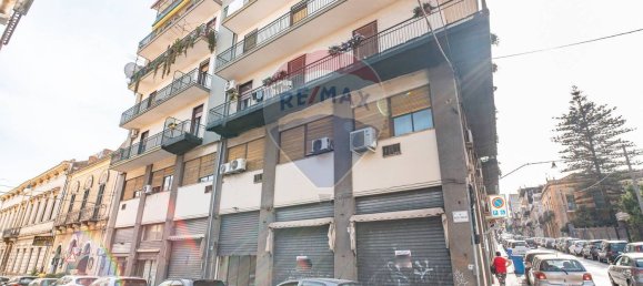  عقار تجاري في Acireale, Italy 21متر مربع رقم 22906 5