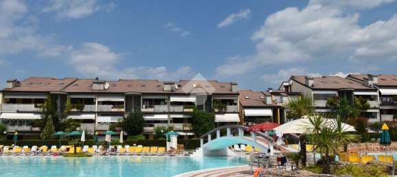 4غرفة شقة في Desenzano del Garda, Italy رقم 15255 15