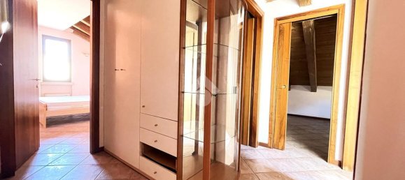 4غرفة شقة في Desenzano del Garda, Italy رقم 15255 42