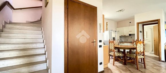 4غرفة شقة في Desenzano del Garda, Italy رقم 15255 19