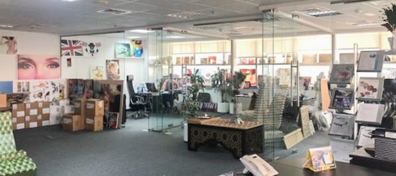  Office in Jumeirah Lake Towers, UAE No. 4145 12