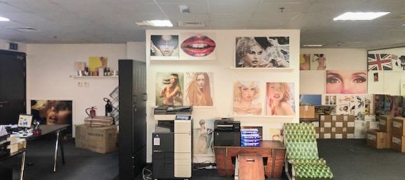  Office in Jumeirah Lake Towers, UAE No. 4145 13