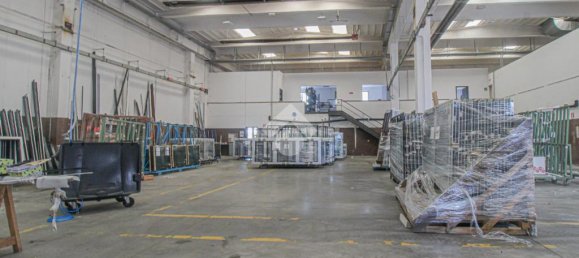 1-Zimmer Lagerhaus in Chiari, Italy, Nr. 322208 3