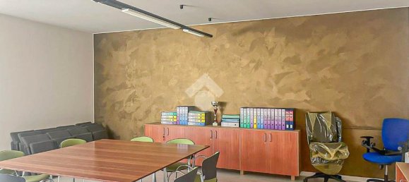 1-Zimmer Lagerhaus in Chiari, Italy, Nr. 322208 34