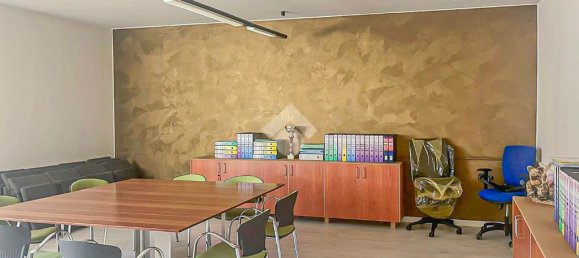 1-Zimmer Lagerhaus in Chiari, Italy, Nr. 322208 27