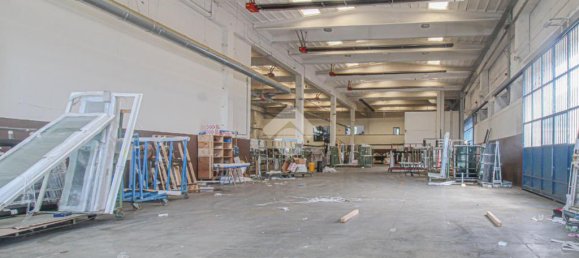 1-Zimmer Lagerhaus in Chiari, Italy, Nr. 322208 10