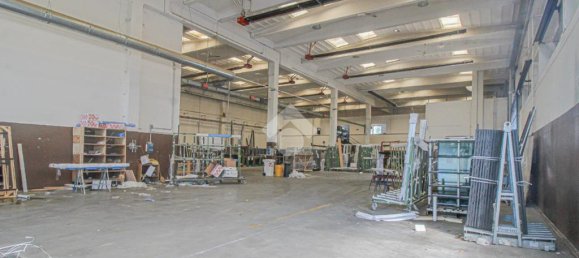 1-Zimmer Lagerhaus in Chiari, Italy, Nr. 322208 14