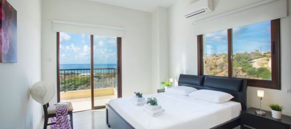 4 bedrooms Villa in Kissonerga, Cyprus No. 16130 9