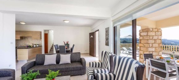 4 bedrooms Villa in Kissonerga, Cyprus No. 16130 2