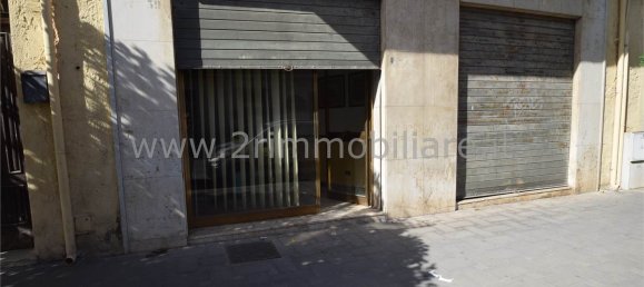 Imóvel comercial de 4 divisões em Mazara del Vallo, Italy N.º 345616 2