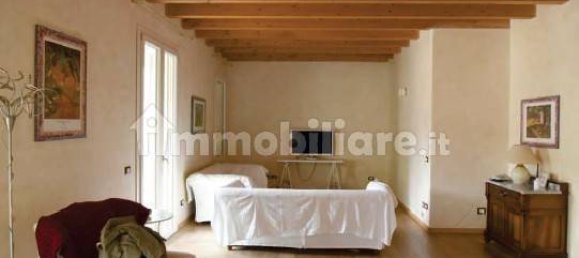 3 Schlafzimmer Wohnung in Cremona, Italy, Nr. 314652 5