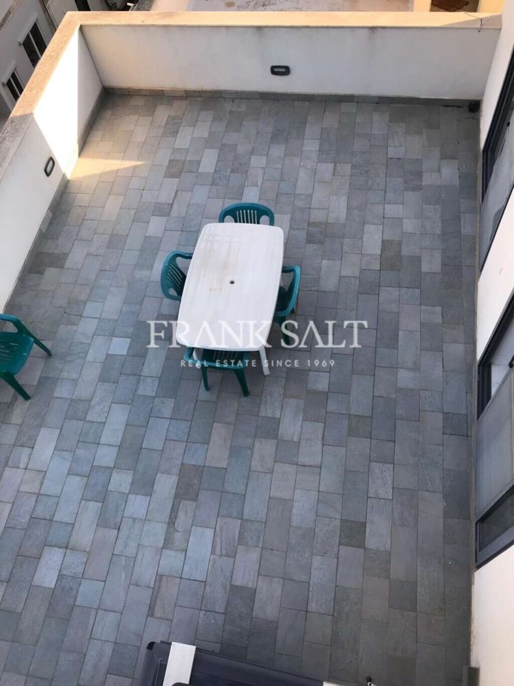 3 bedrooms Penthouse in Msida, Malta No. 3284