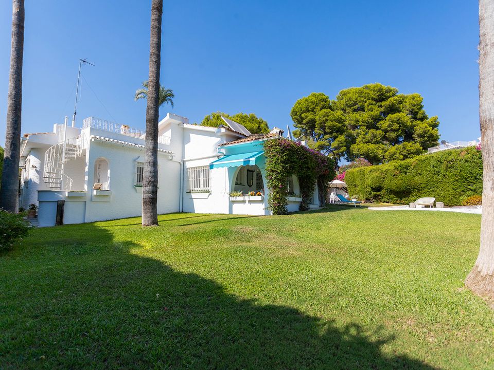 4 Schlafzimmer Villa in Marbella, Spain, Nr. 267661