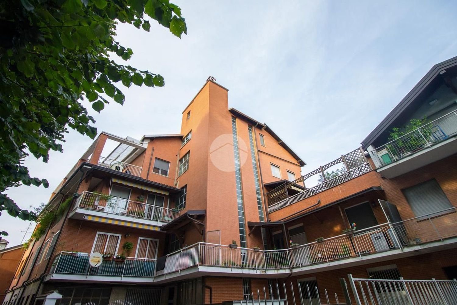 3غرفة شقة في Garbagnate Milanese, Italy رقم 318530