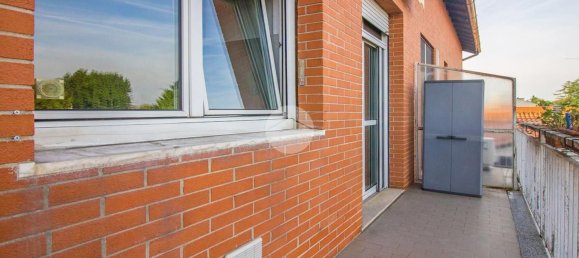 3غرفة شقة في Garbagnate Milanese, Italy رقم 318530 7