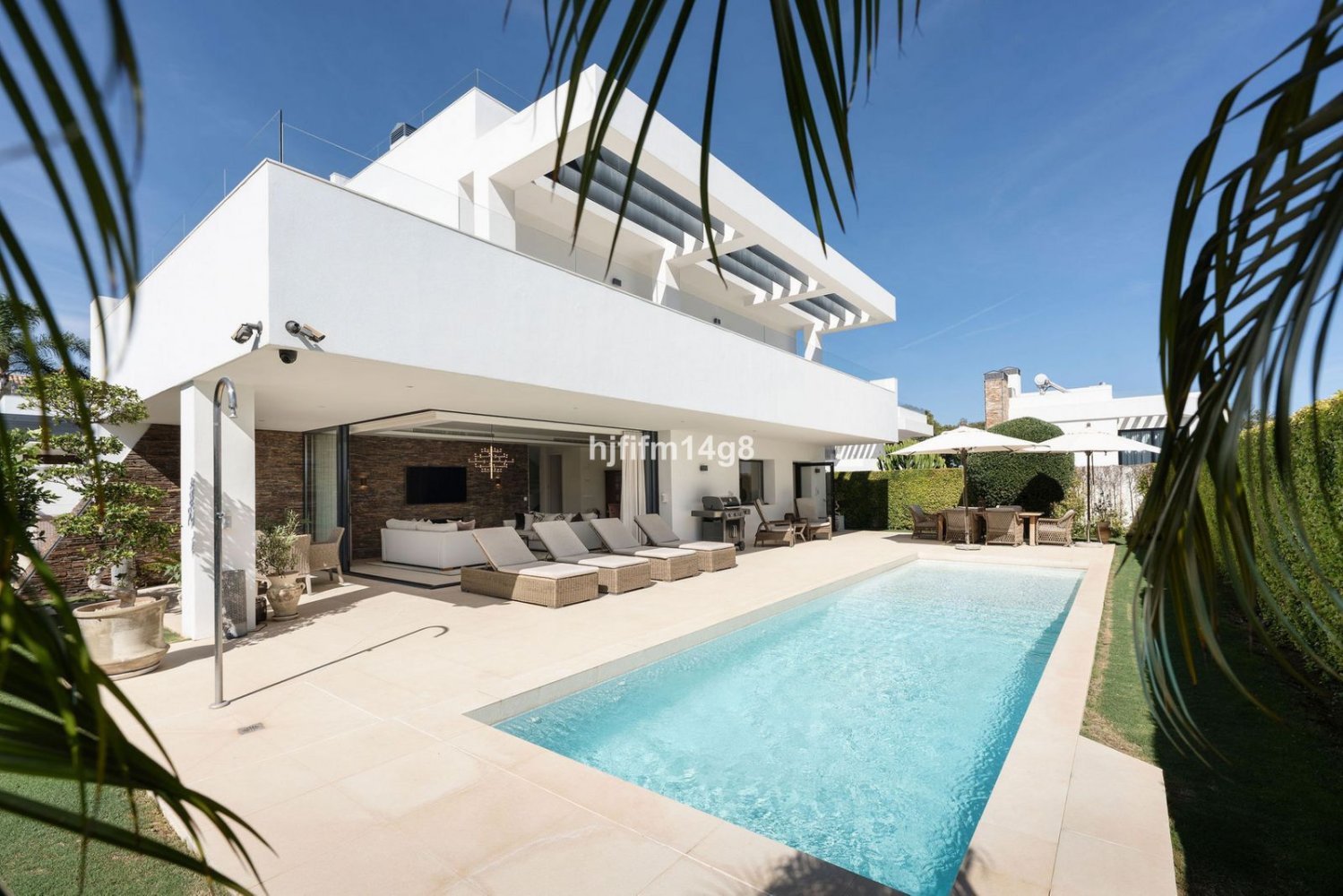 5 bedrooms Villa in Marbella, Spain No. 151566