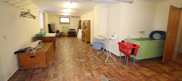 Villa de 5 dormitorios en Hof, Germany No. 300317 21