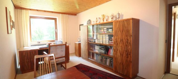 Villa de 5 dormitorios en Hof, Germany No. 300317 16