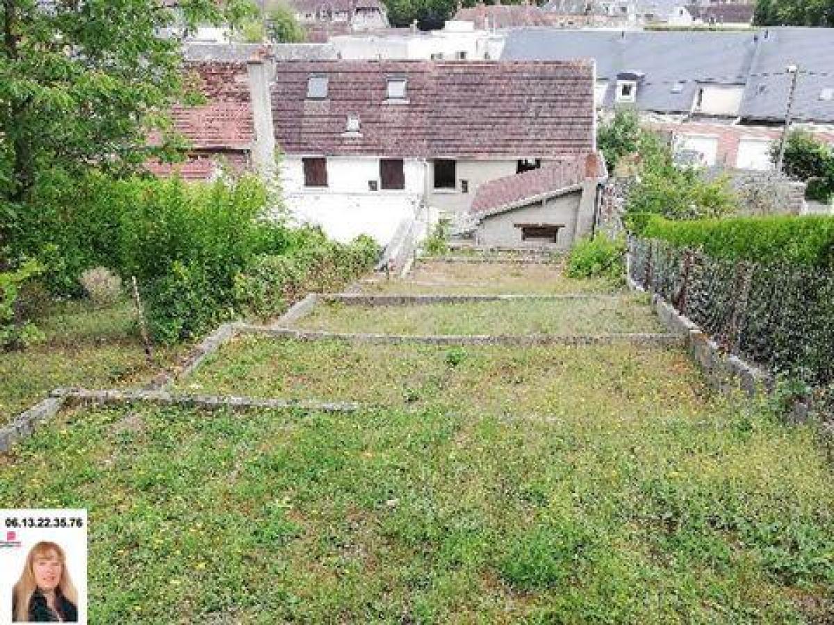 3 bedrooms House in Les Andelys, France No. 25179