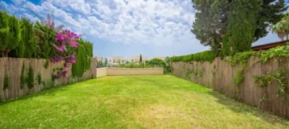 3 bedrooms House in La Alcaidesa, Spain No. 145645 5