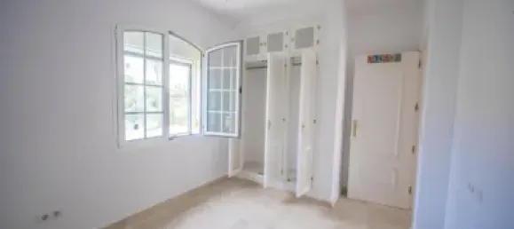 3 bedrooms House in La Alcaidesa, Spain No. 145645 35