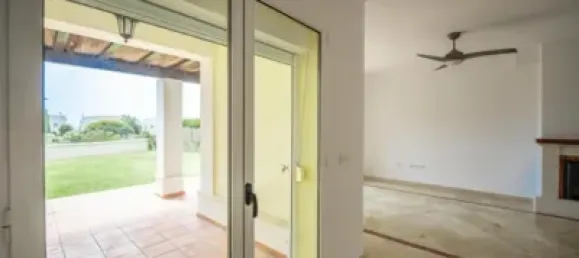 3 bedrooms House in La Alcaidesa, Spain No. 145645 26