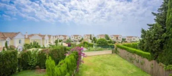 3 bedrooms House in La Alcaidesa, Spain No. 145645 3