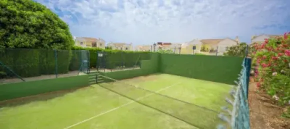 3 bedrooms House in La Alcaidesa, Spain No. 145645 13