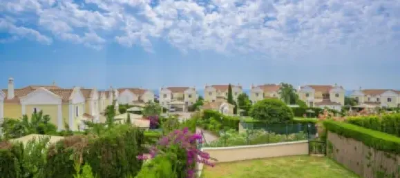 3 bedrooms House in La Alcaidesa, Spain No. 145645 32