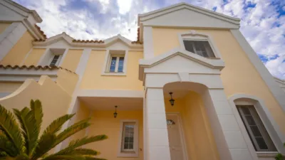 3 bedrooms House in La Alcaidesa, Spain No. 145645