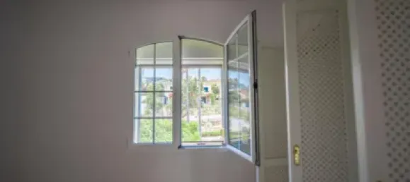 3 bedrooms House in La Alcaidesa, Spain No. 145645 34