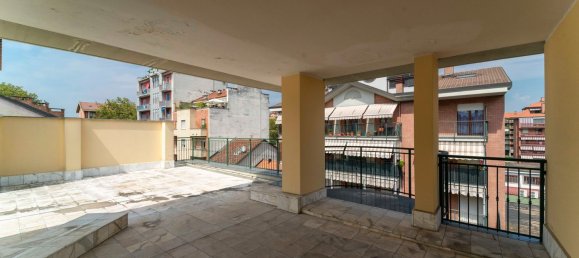 2-Zimmer Penthouse in Turin, Italy, Nr. 12608 10