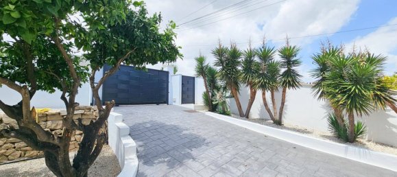 4 bedrooms House in Alicante, Spain No. 134549 30